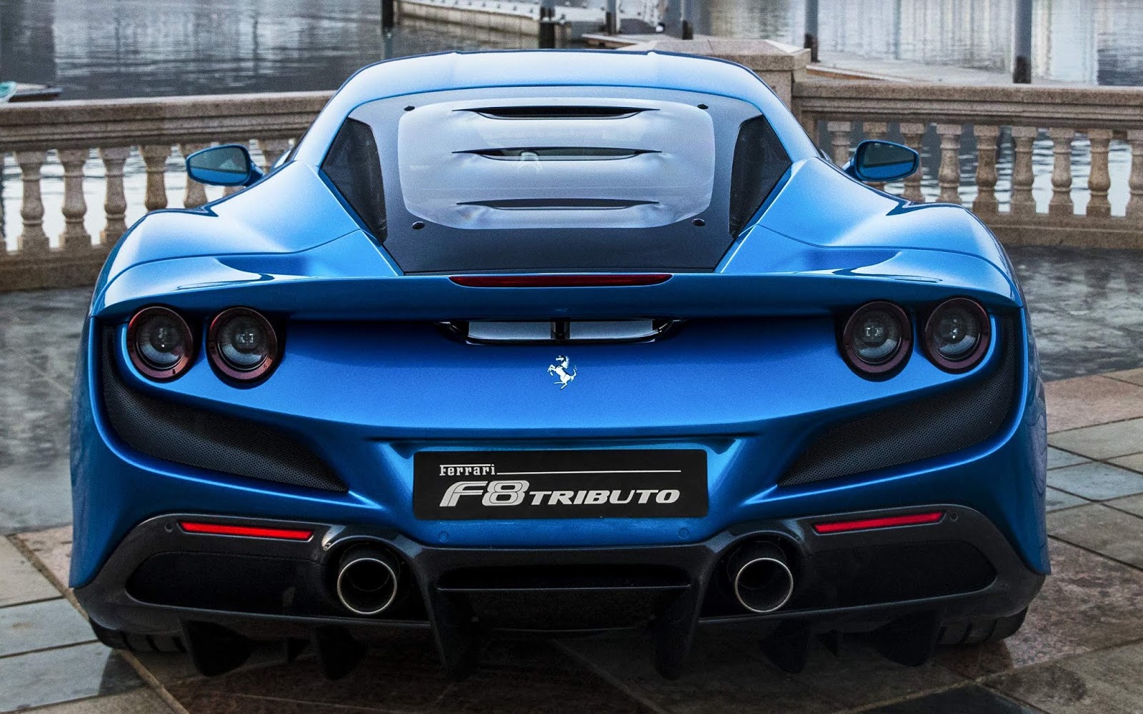 quanto custa uma Ferrari F8