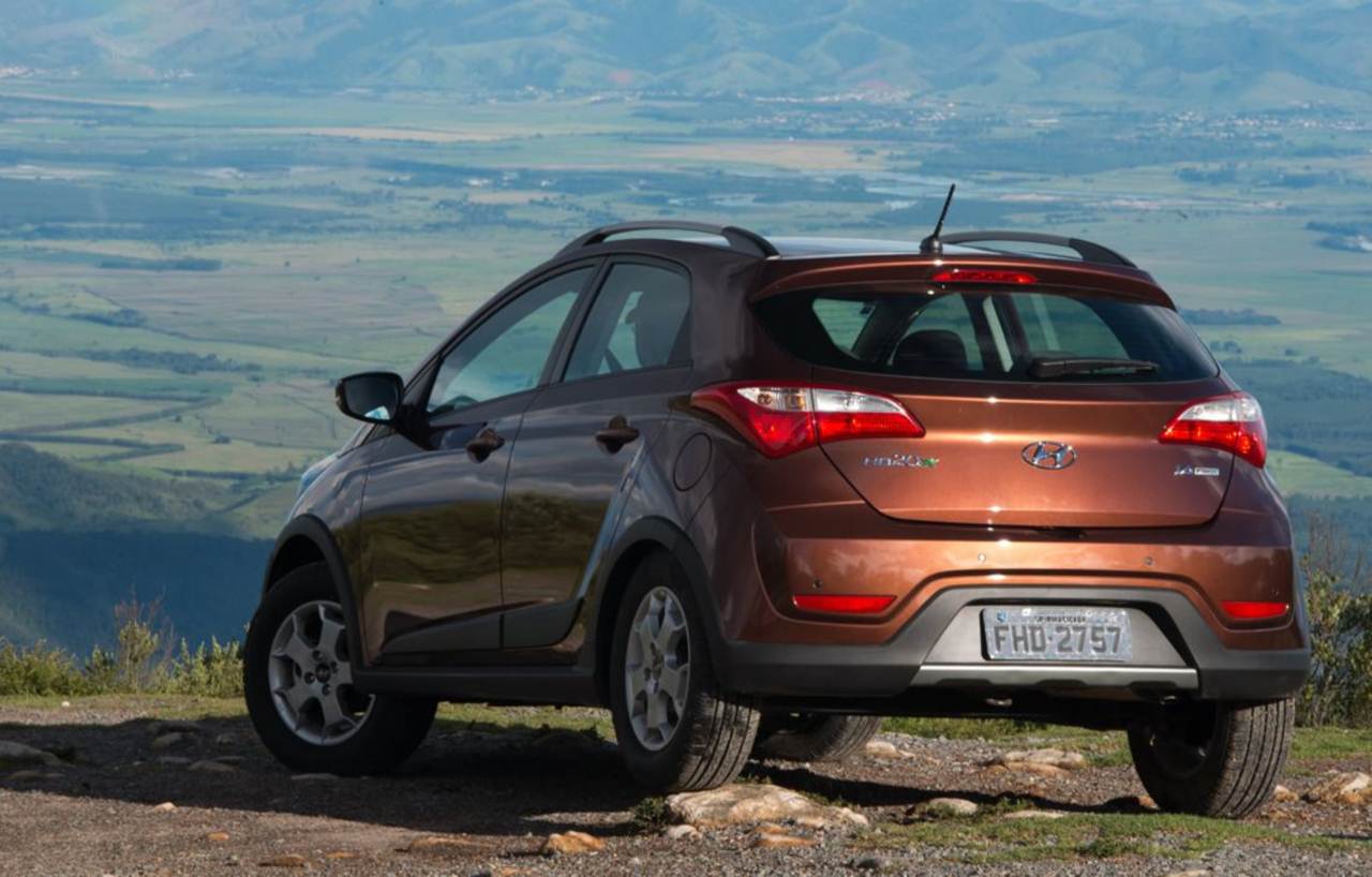 hyundai hb20x 2013
