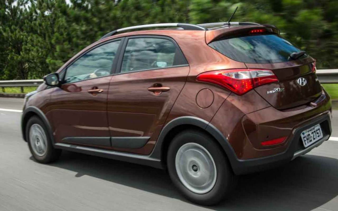 hyundai hb20x 2013