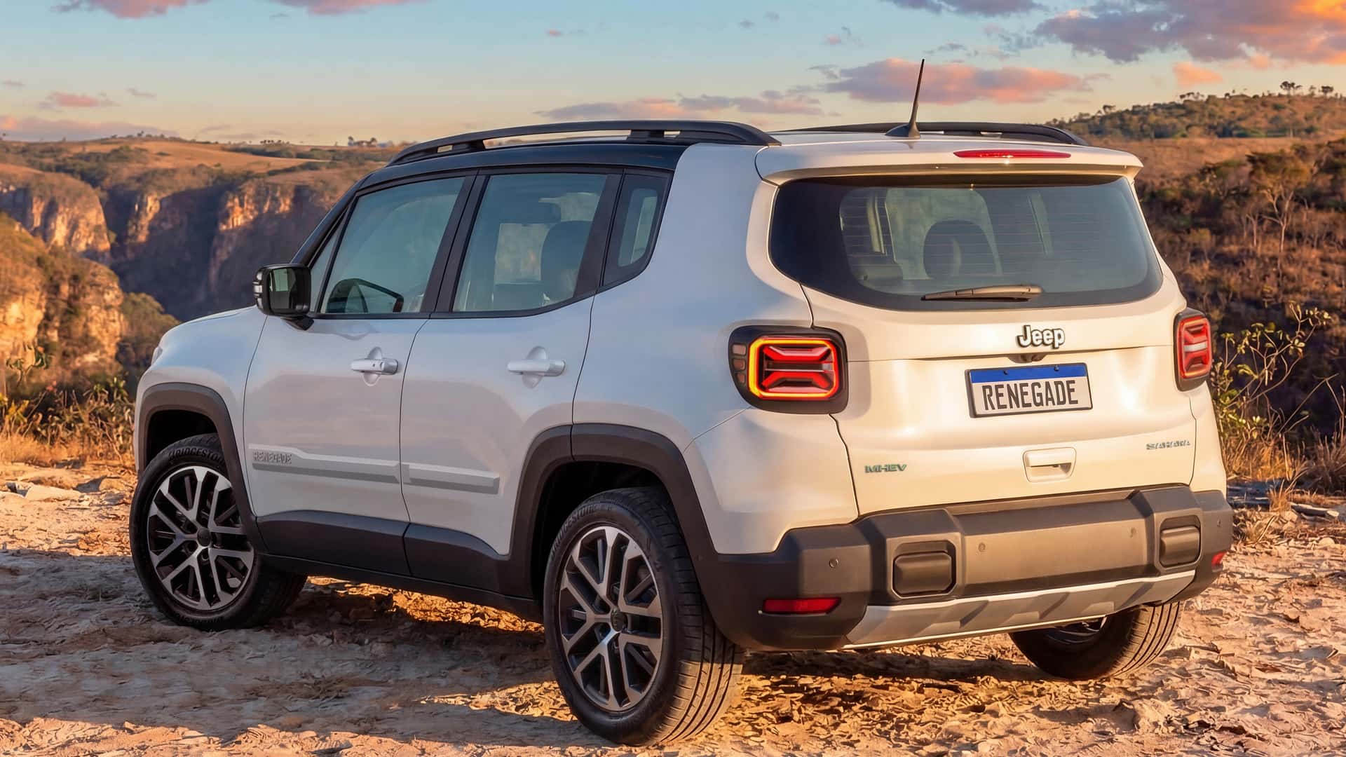 Jeep Renegade Sahara MHEV 2027
