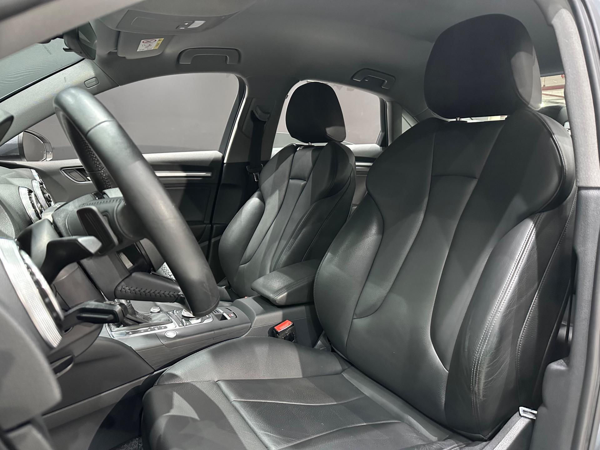 Audi A3 sedan 1.4 tfsi prestige plus 2021