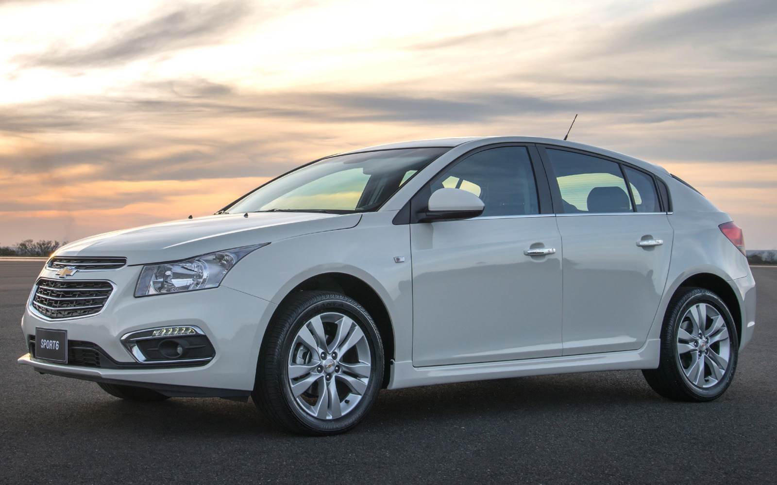 chevrolet cruze sport6 2015