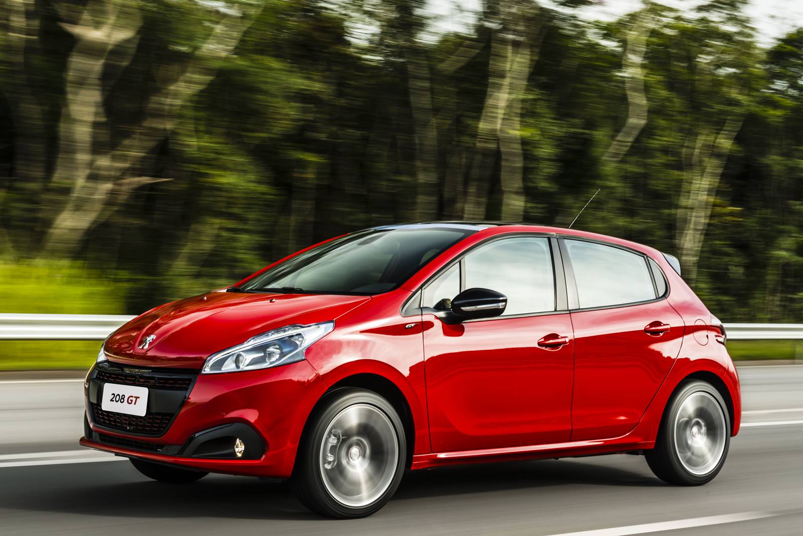 Peugeot 208 GT preço