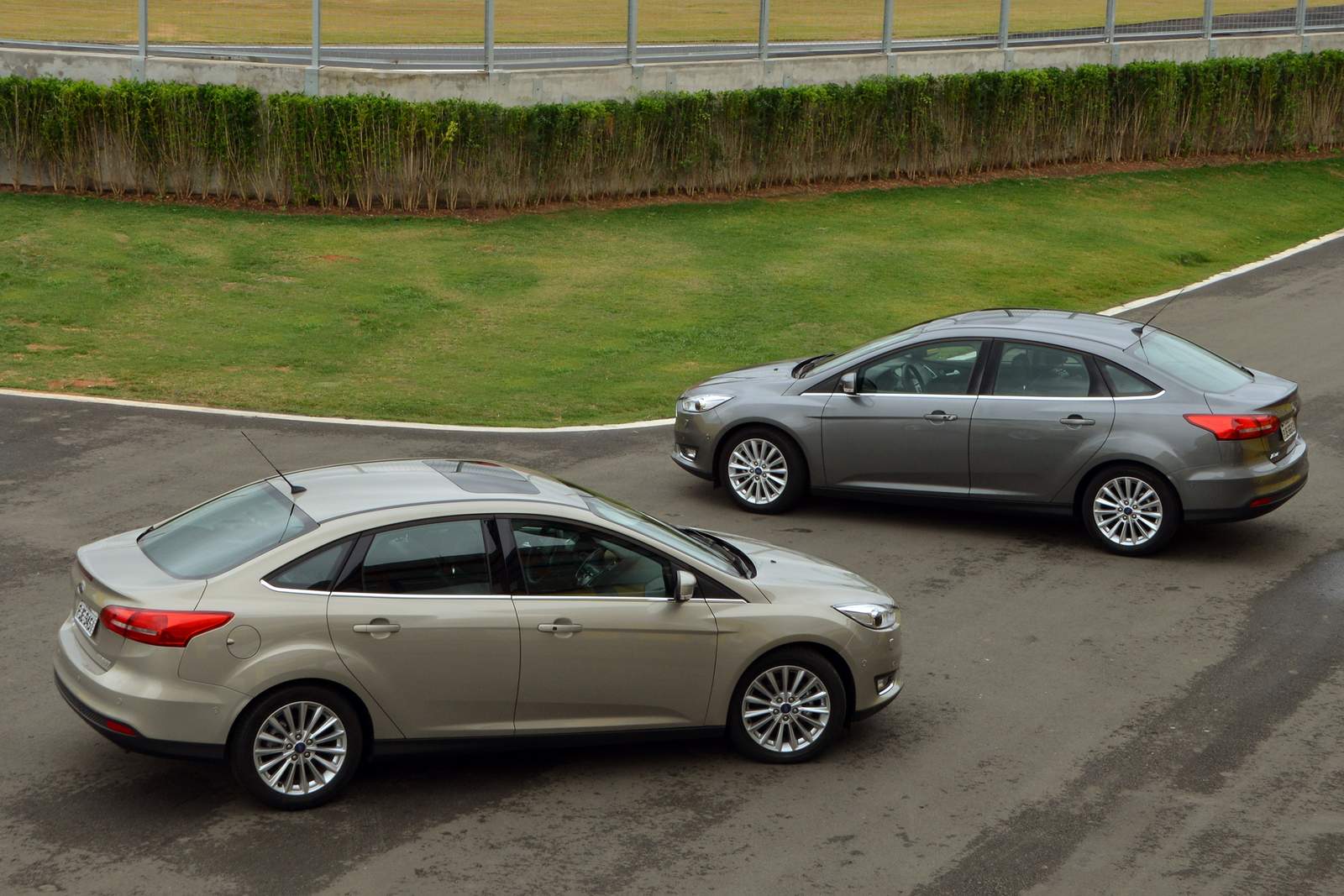 ford focus sedan 2016