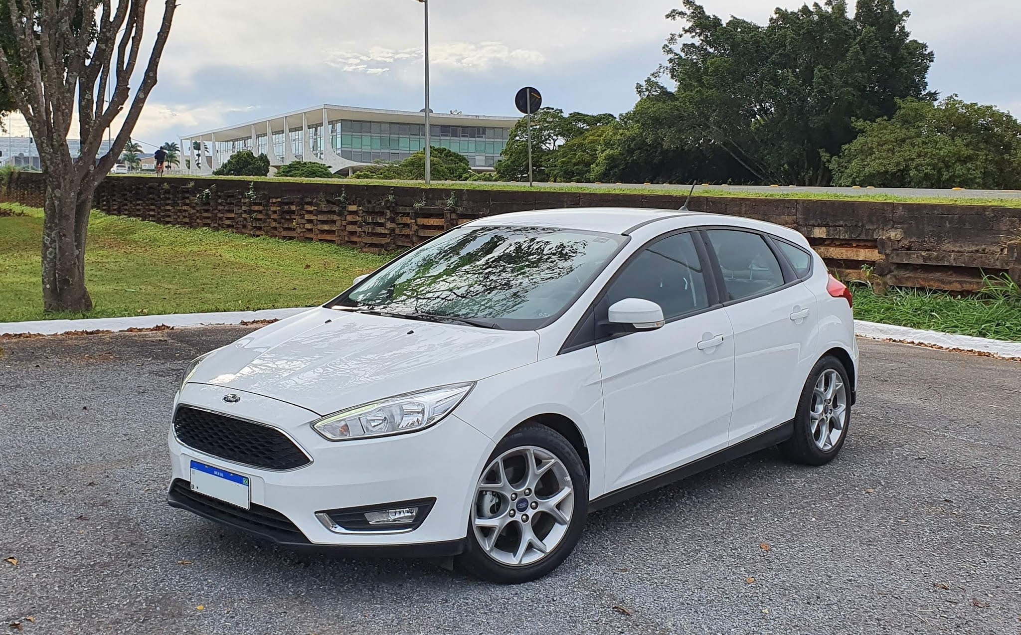 ford focus hatch 2019