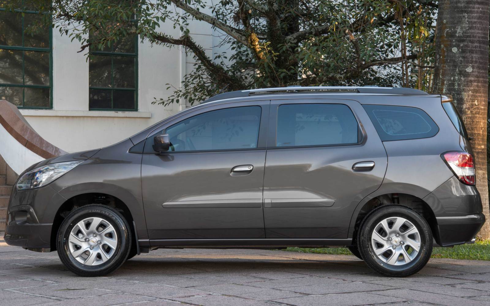 Chevrolet Spin 2015