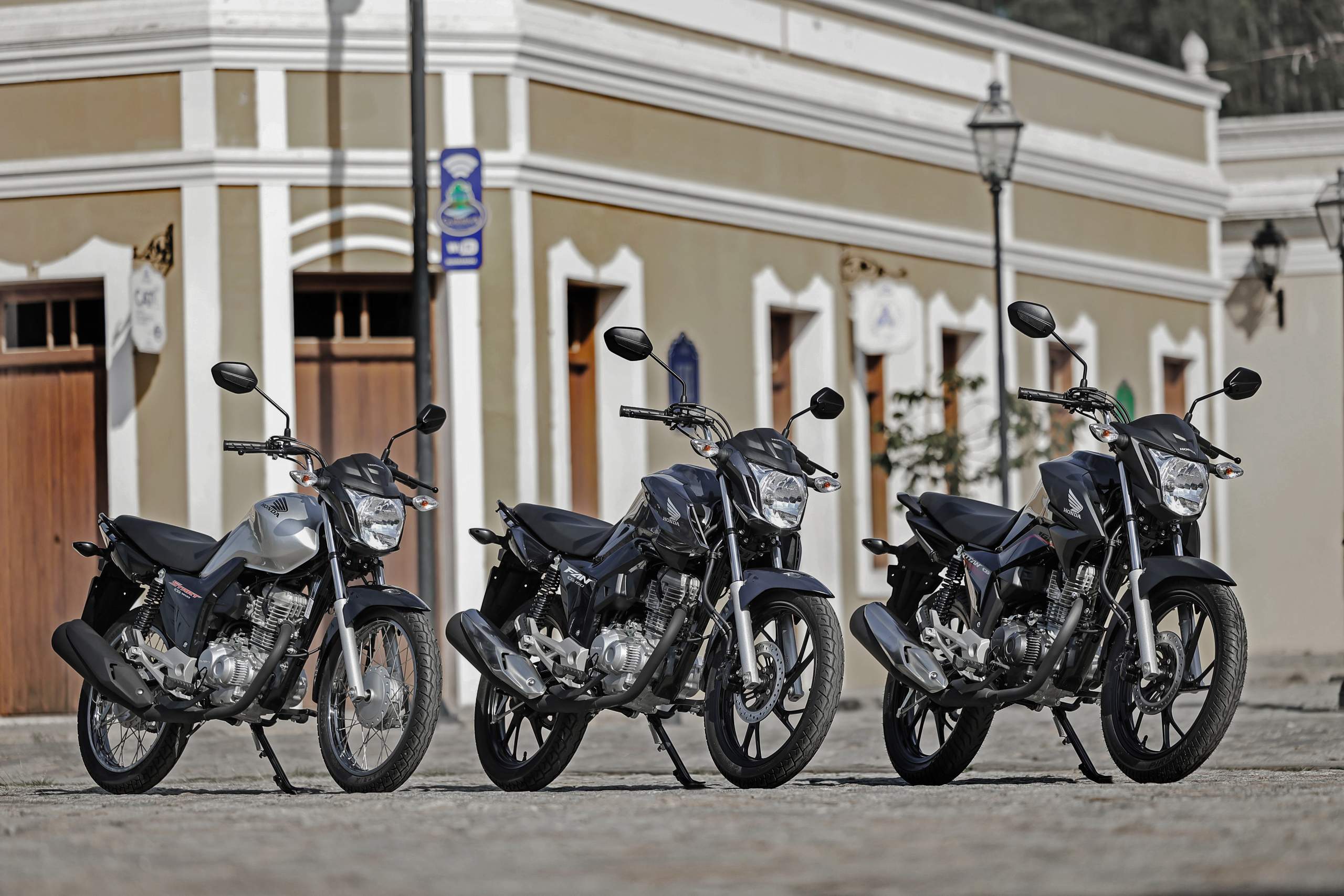 motos mais vendidas fevereiro 2025