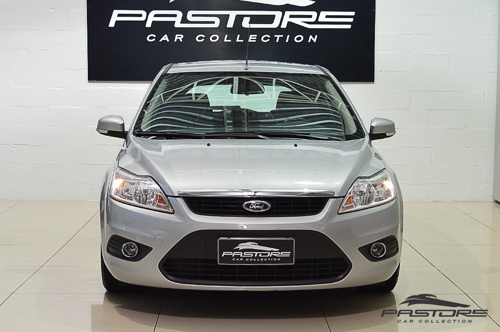 ford focus hatch