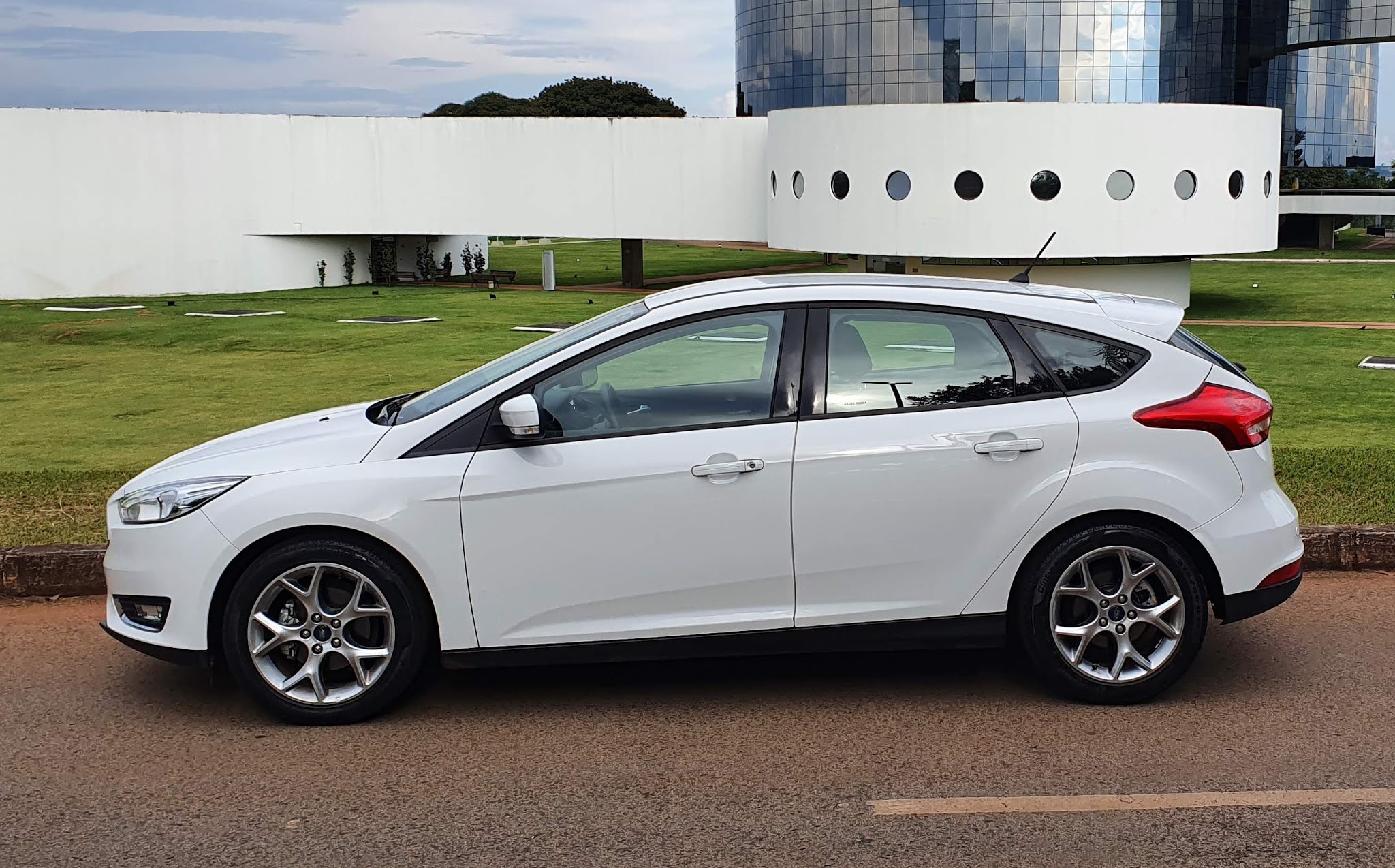 ford focus preço