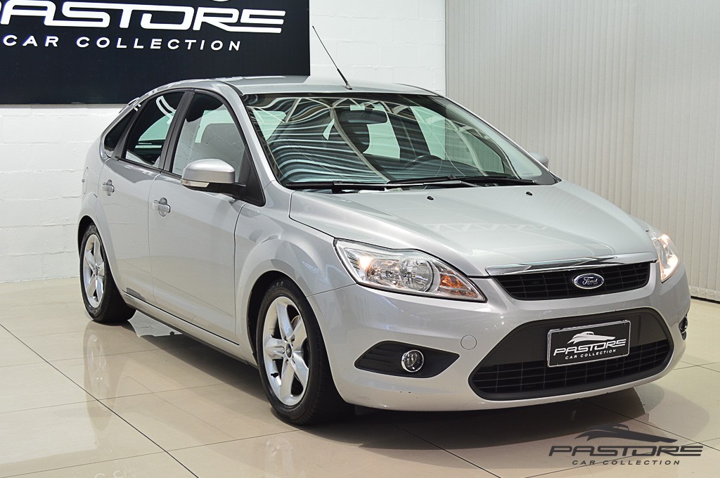 ford focus hatch