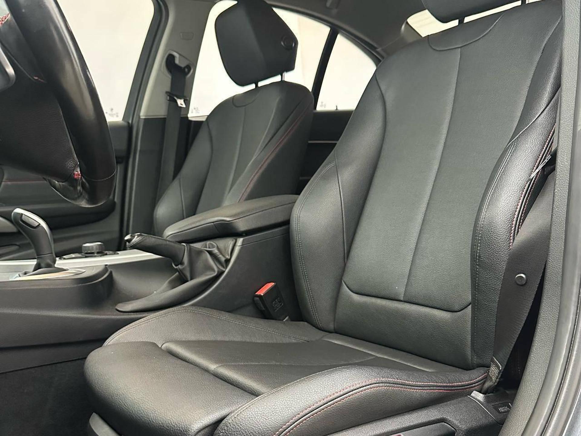 bmw 320i activflex 2018