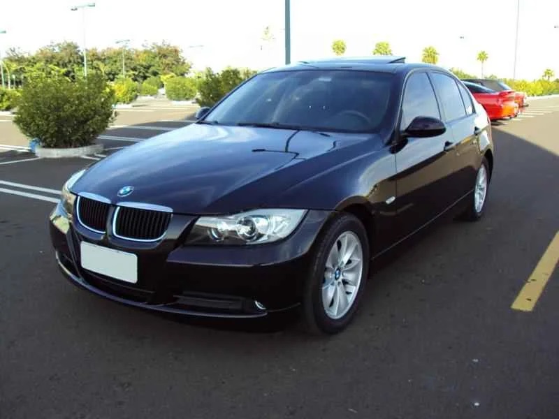 quanto custa um bmw 320i