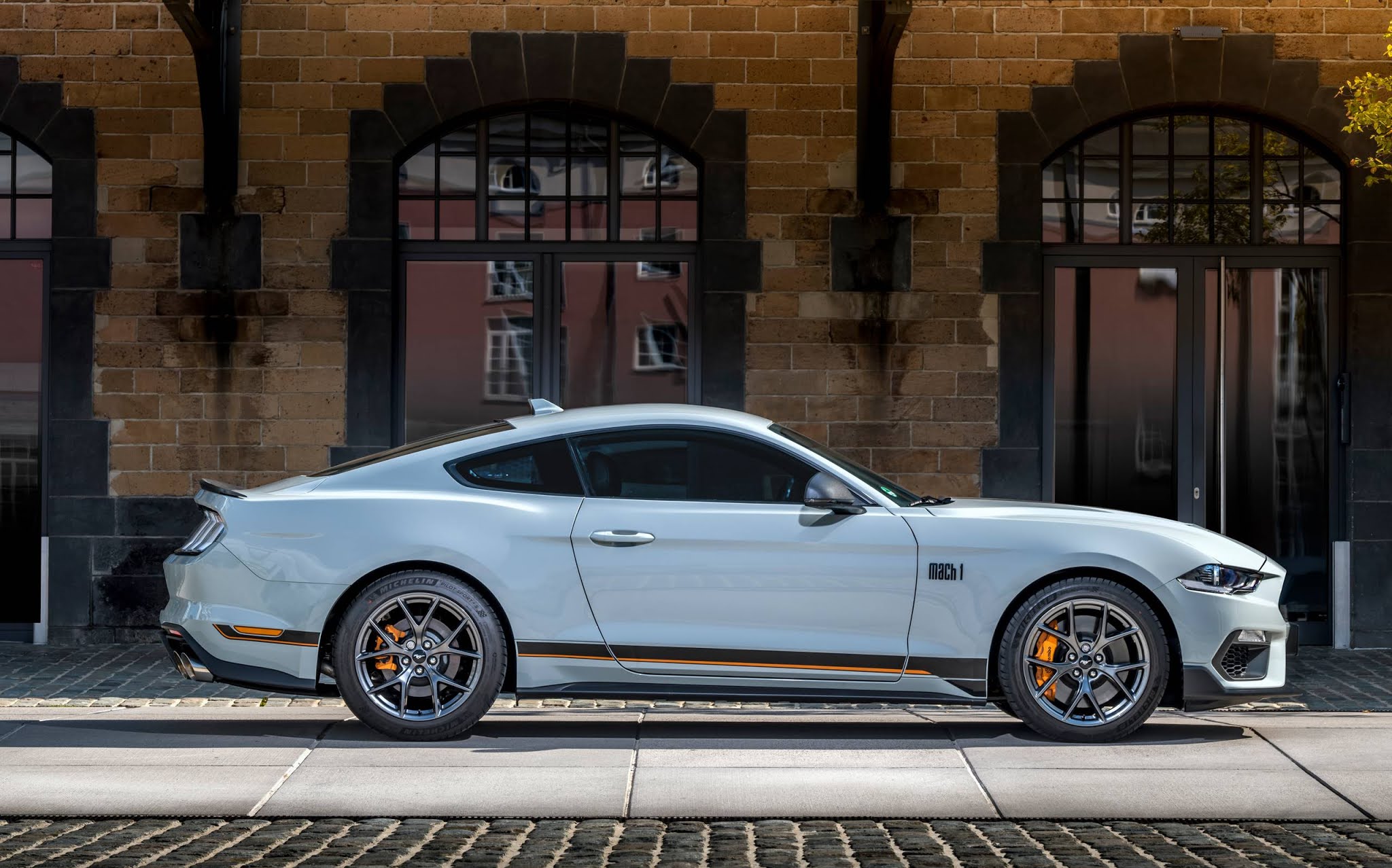 quanto custa um ford mustang