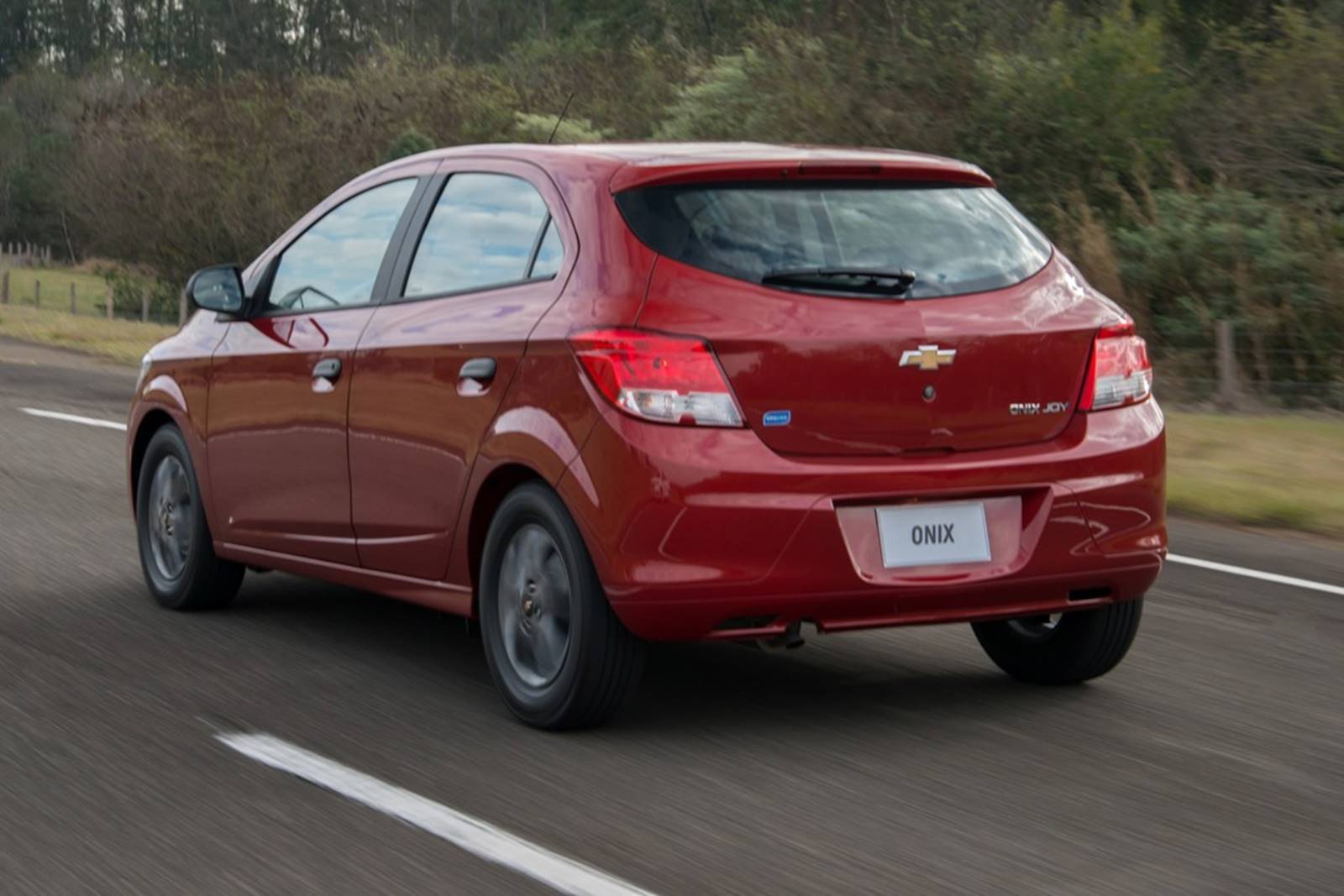 chevrolet onix 2016