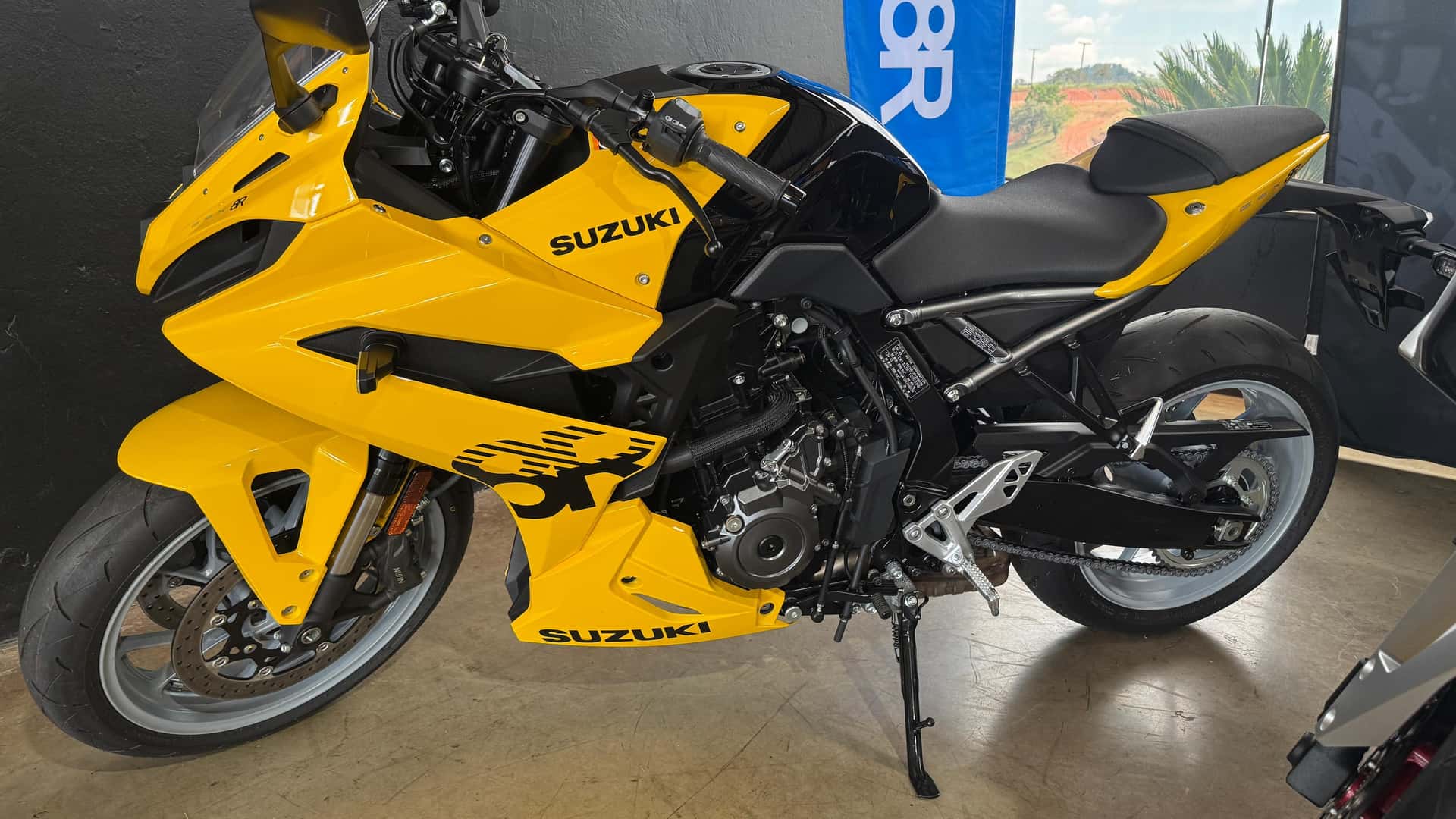 Suzuki GSX 8R