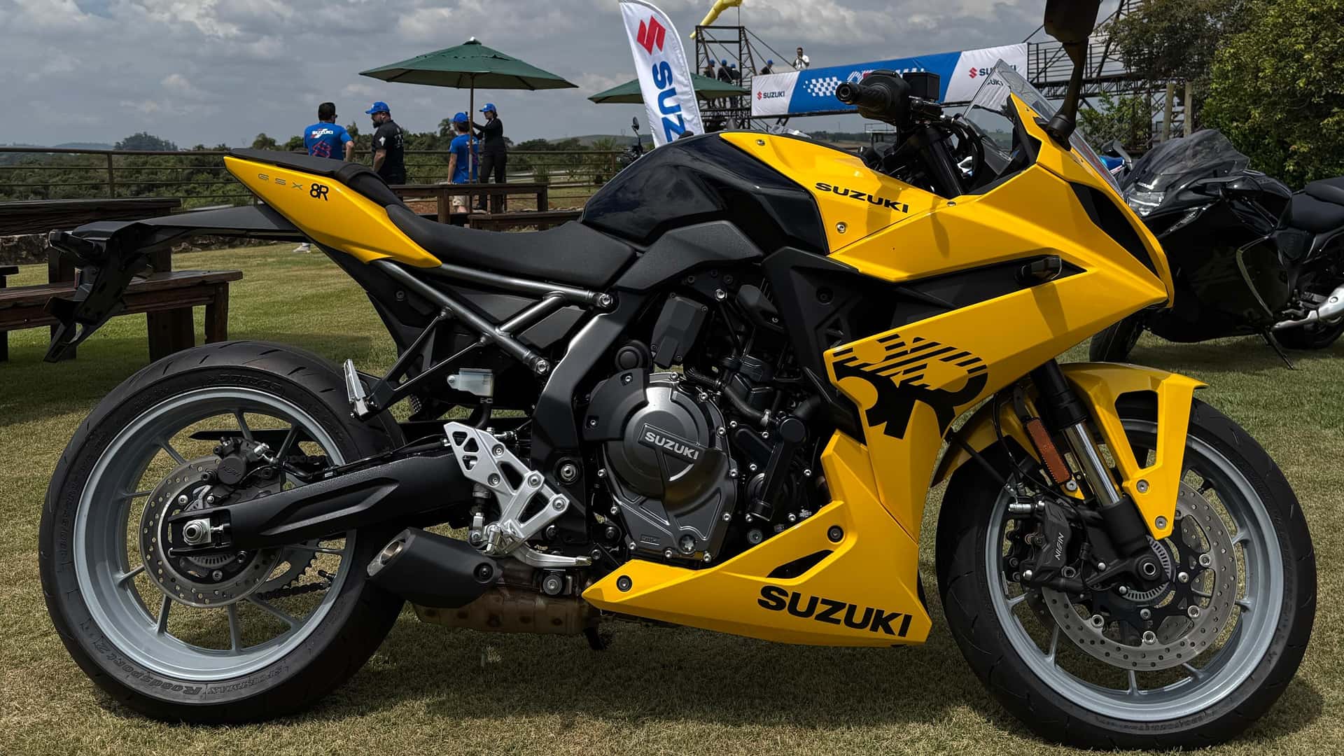 Suzuki GSX 8R