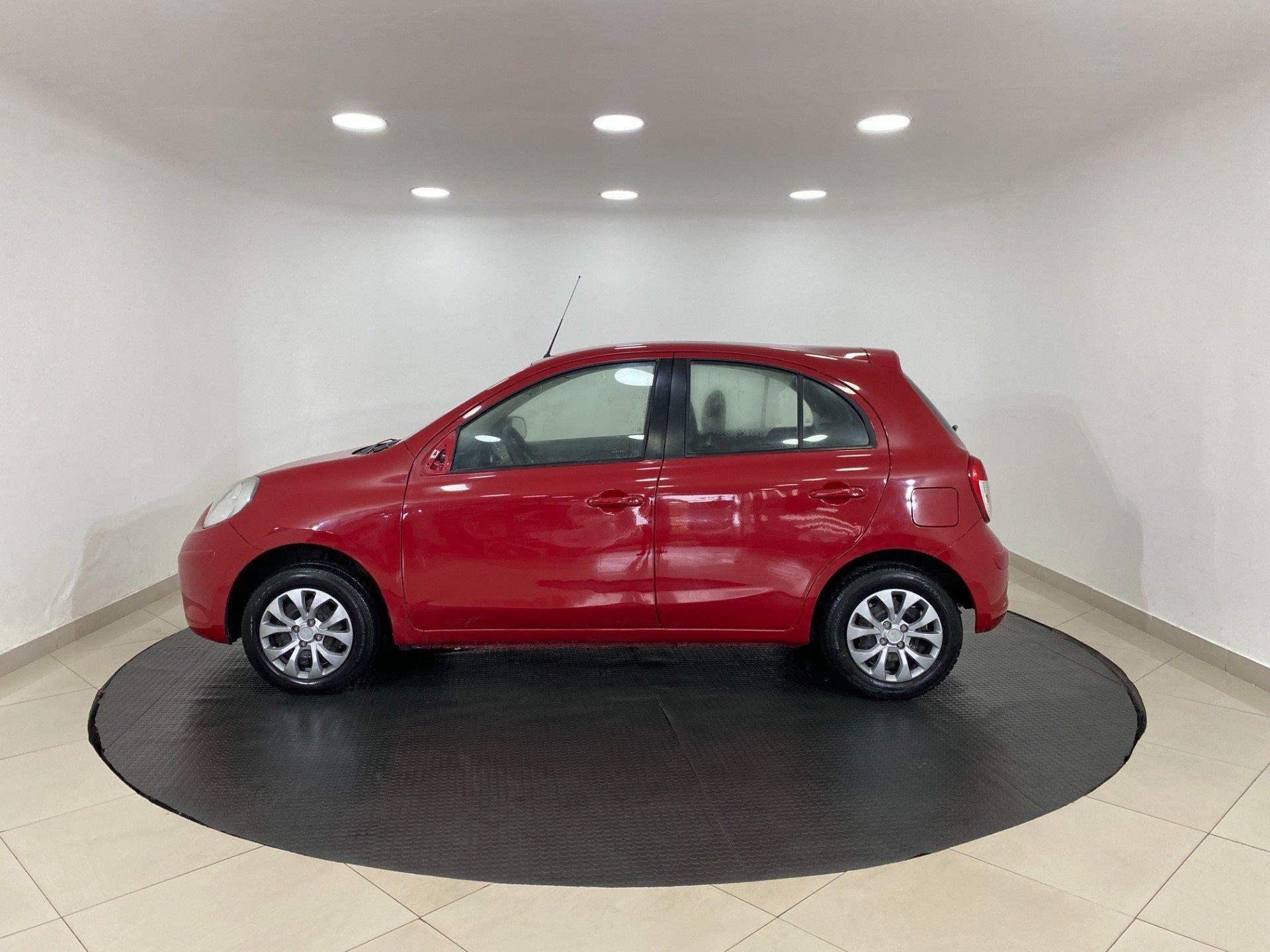 Nissan March preço