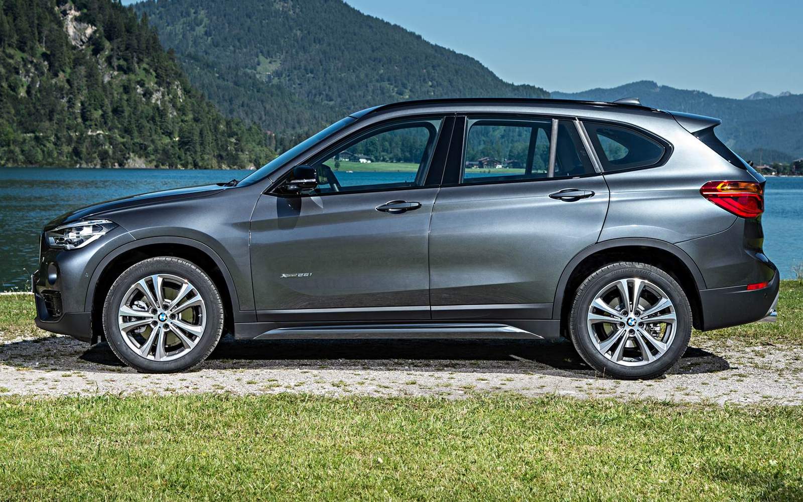 bmw x1 2016