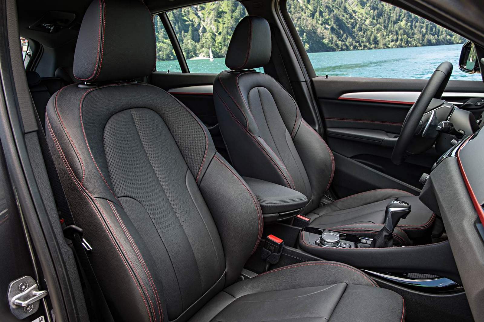 bmw x1 2016