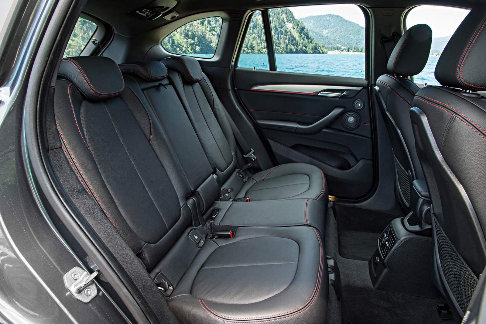 bmw x1 2016