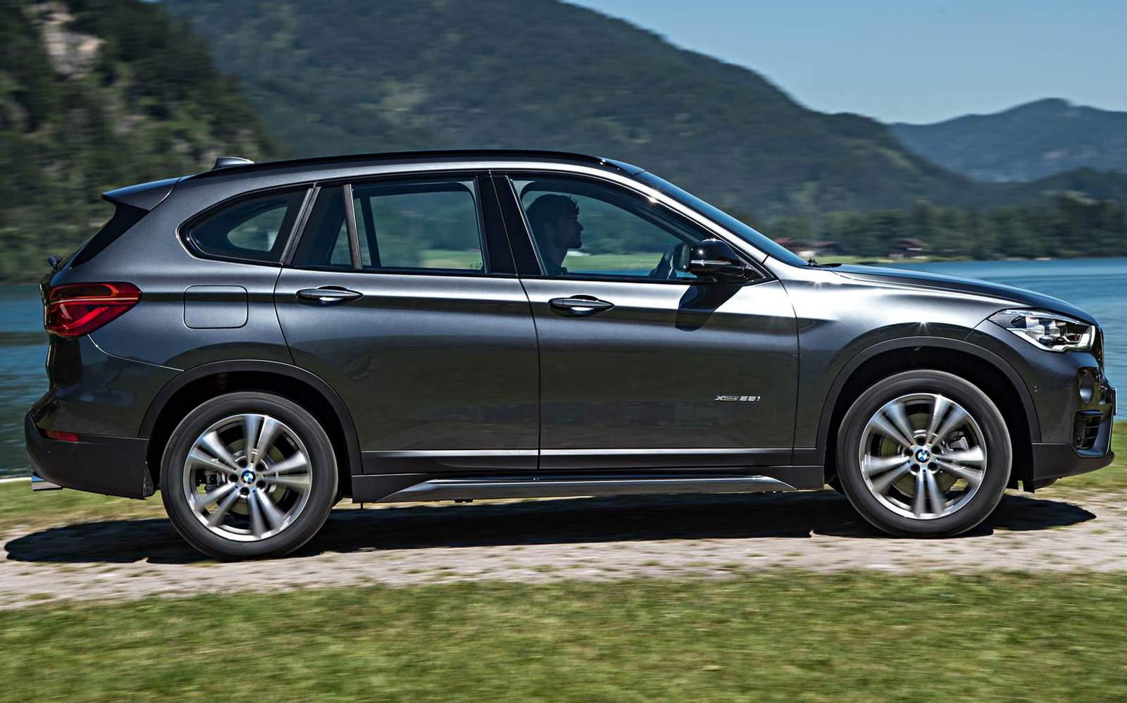bmw x1 2016