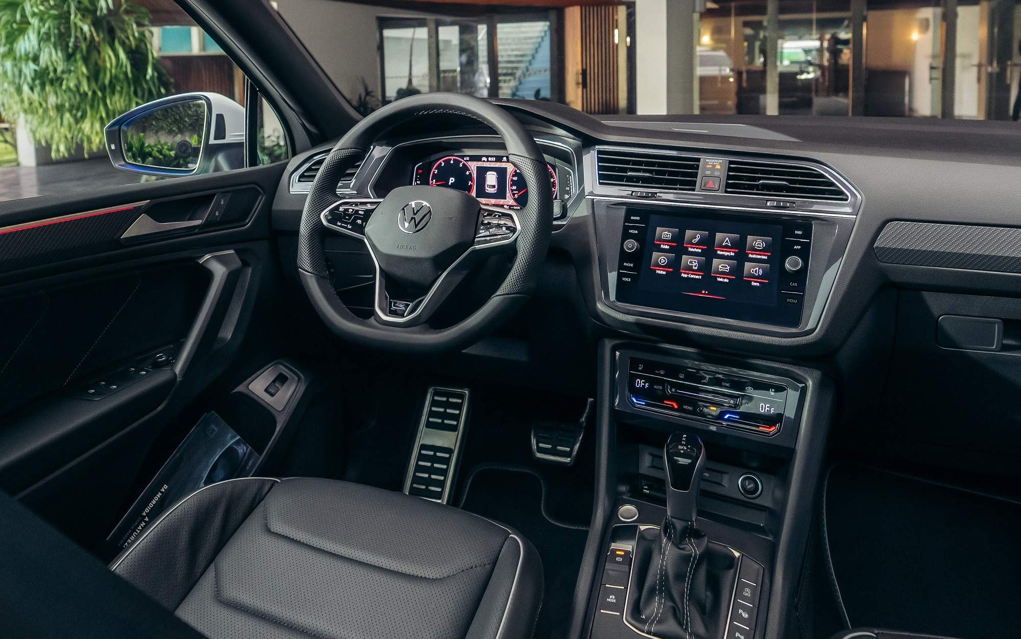 volkswagen tiguan r line 300 tsi