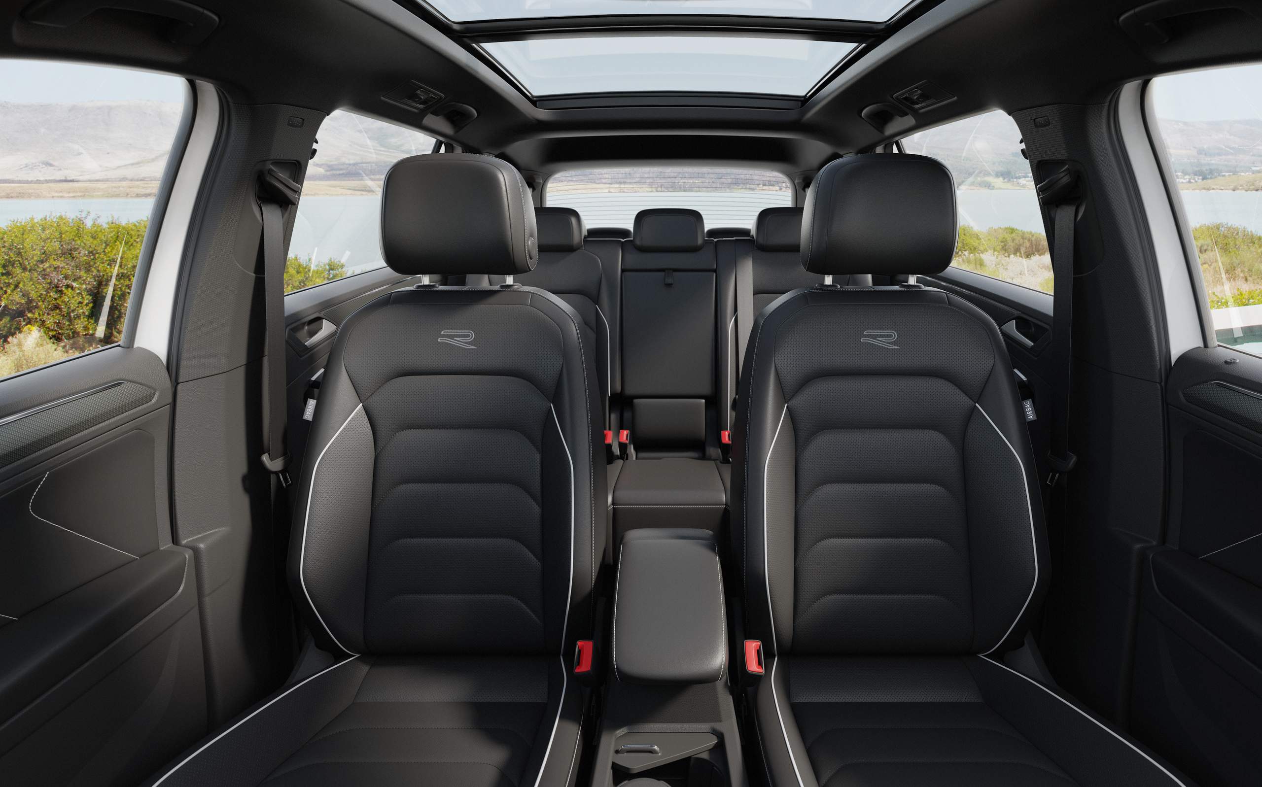 volkswagen tiguan r line 300 tsi