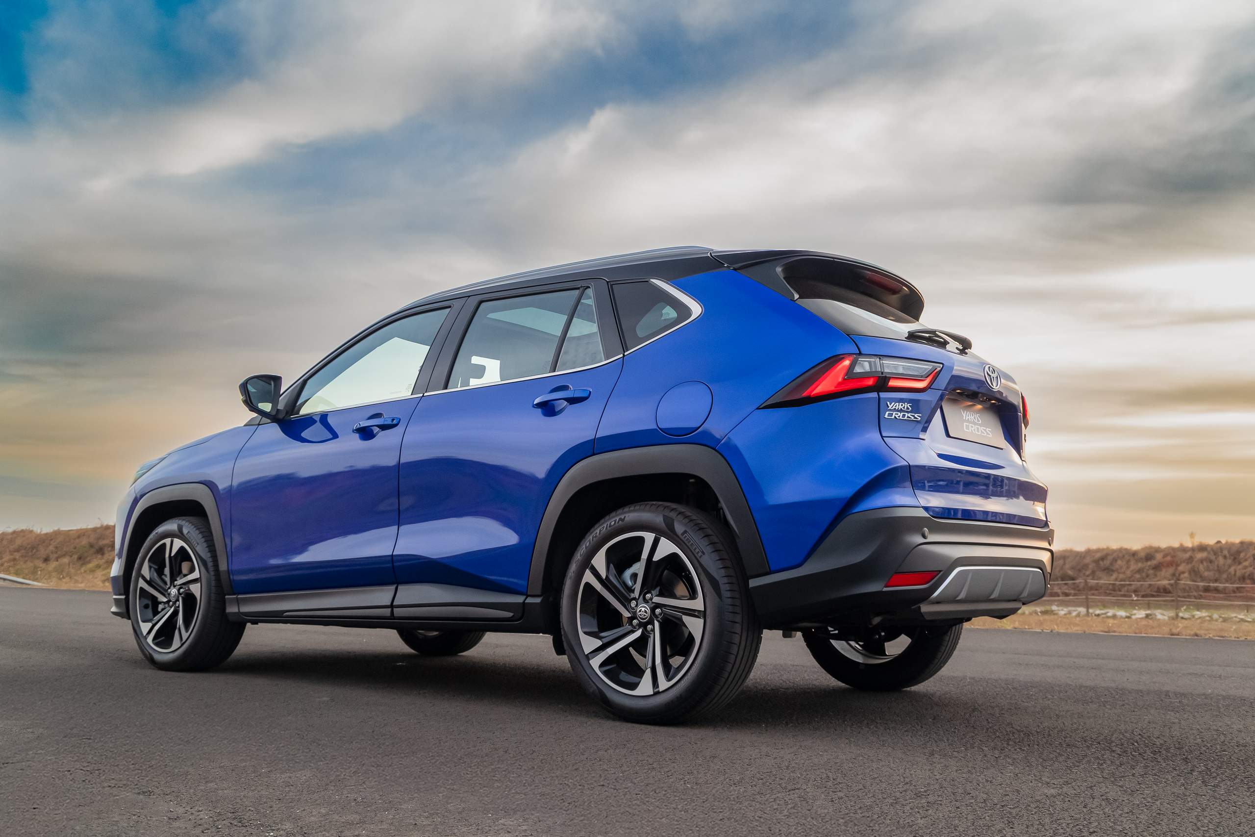 toyota yaris cross 2026