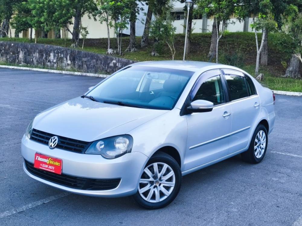Polo sedan 2012