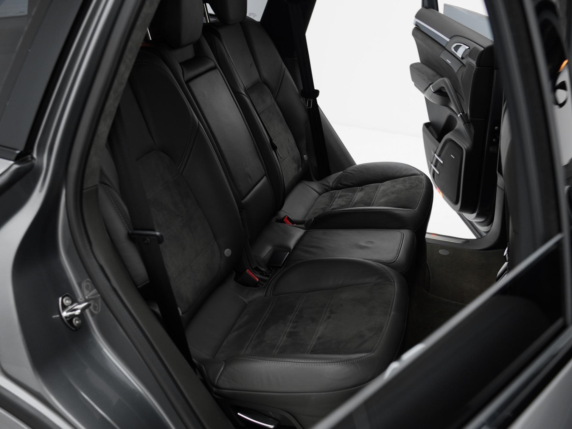 Porsche Cayenne GTS 2017