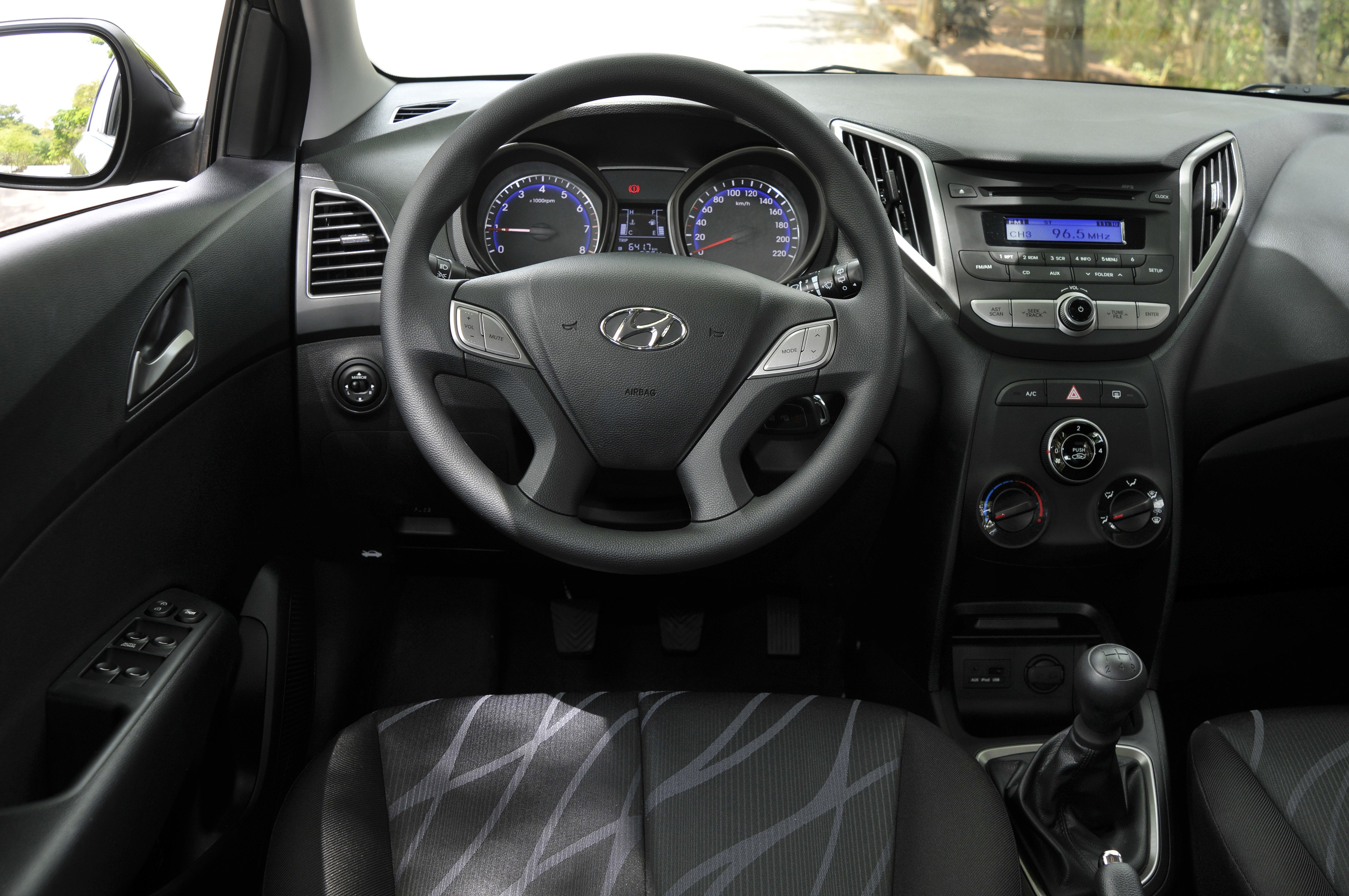 hyundai hb20 1.0 2013