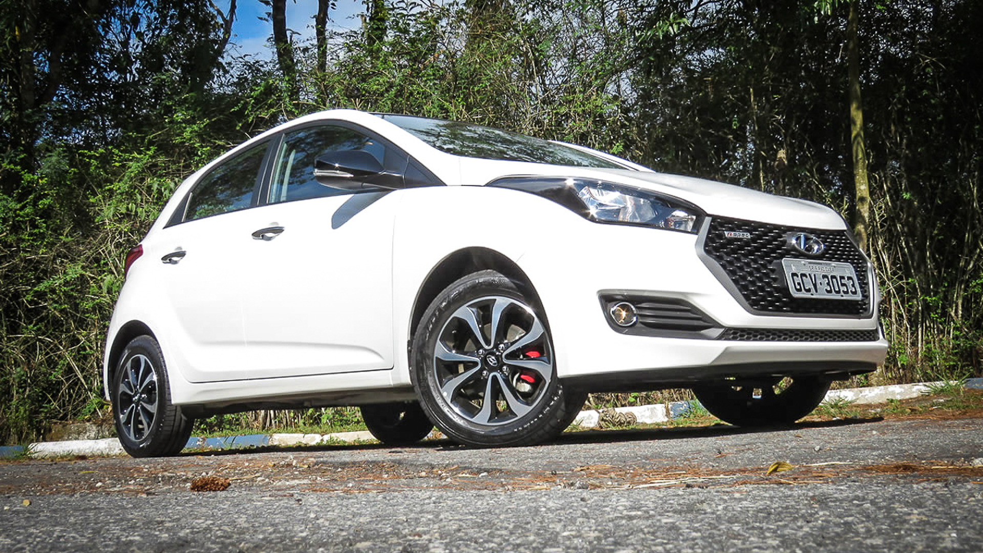 hyundai hb20 r spec 2017
