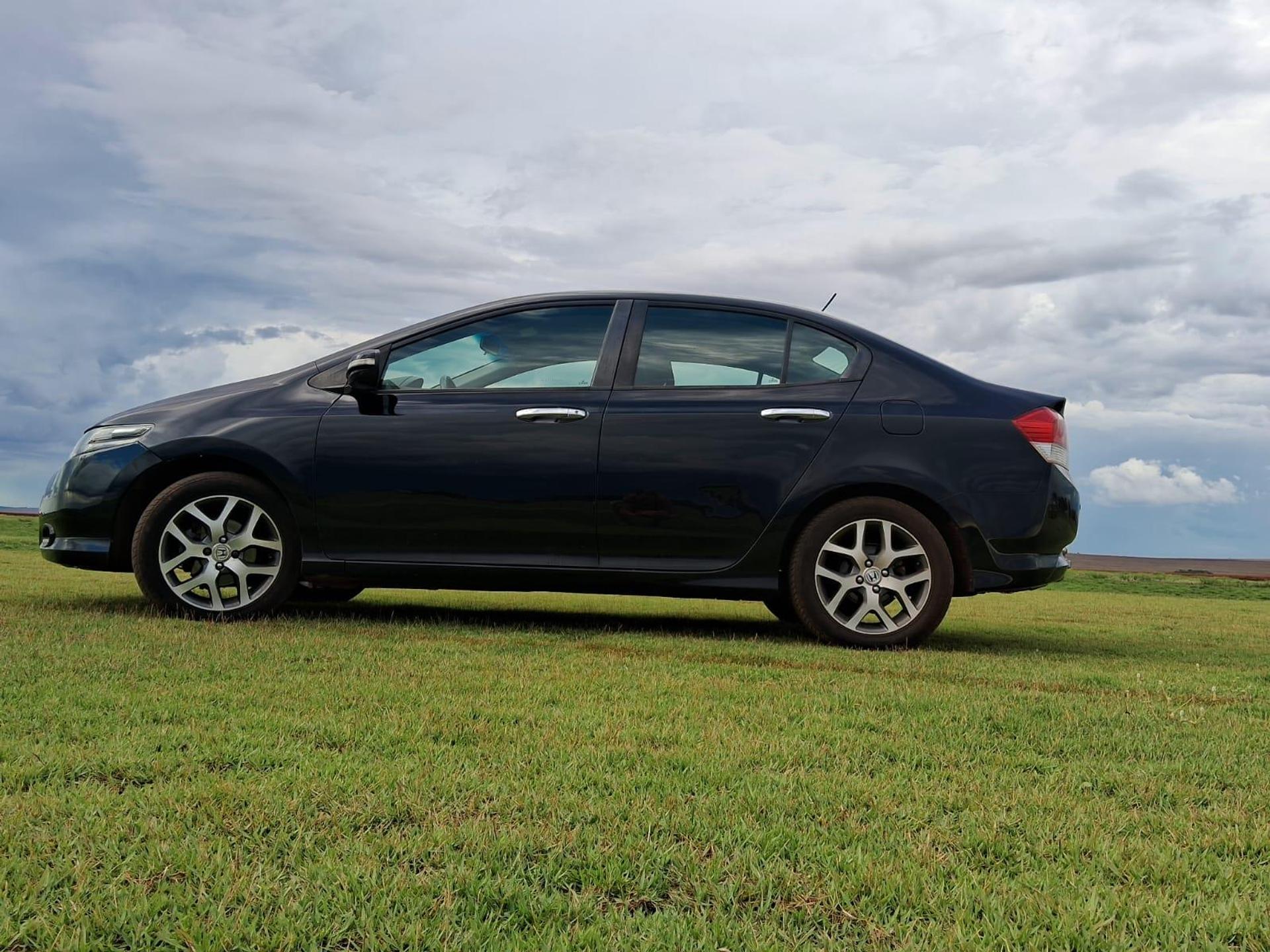 honda city lx 2010