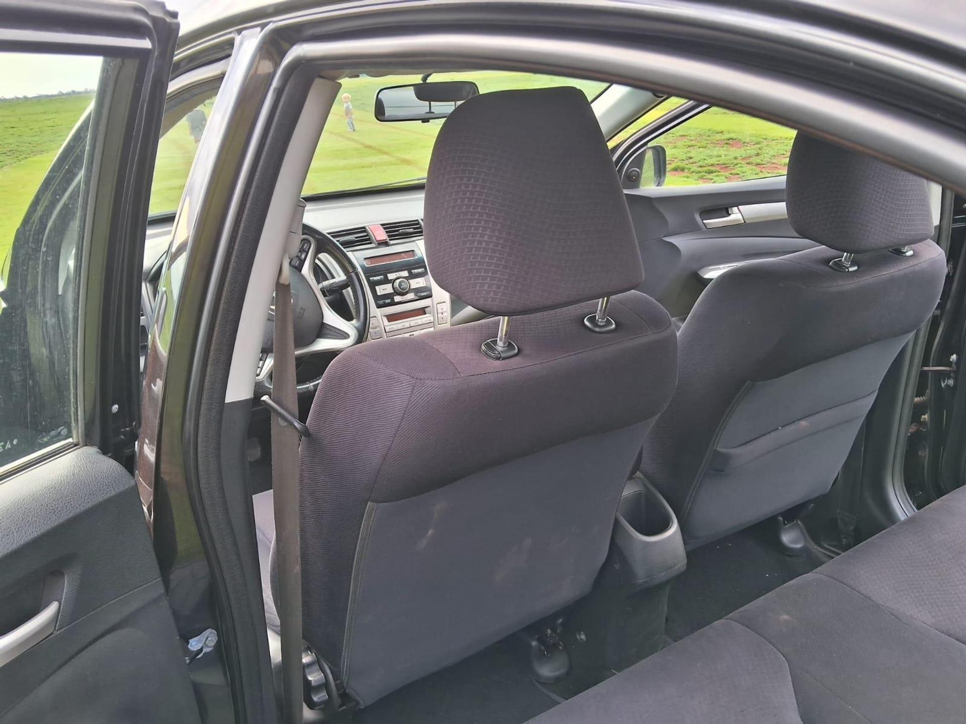 honda city lx 2010
