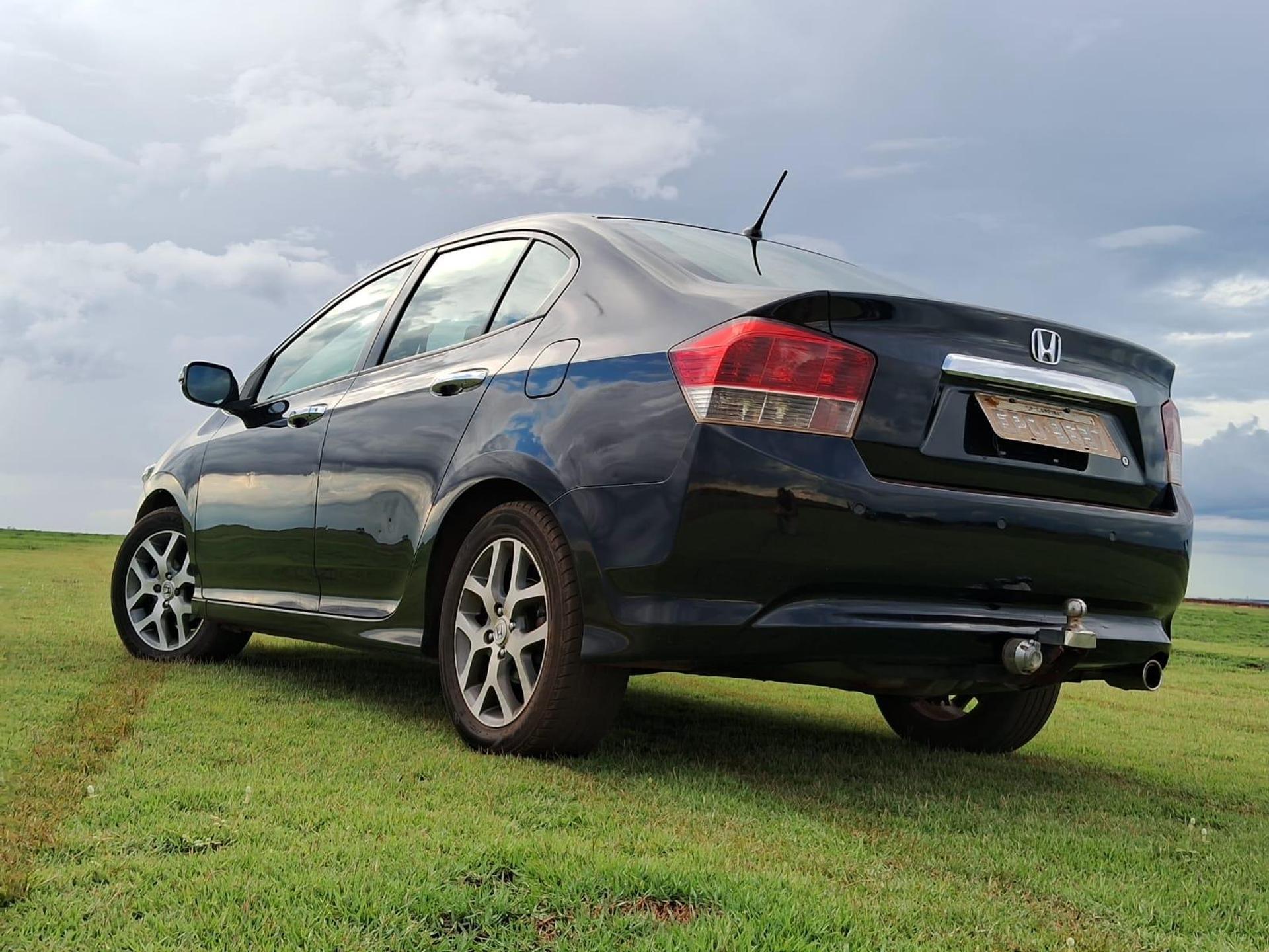 honda city lx 2010