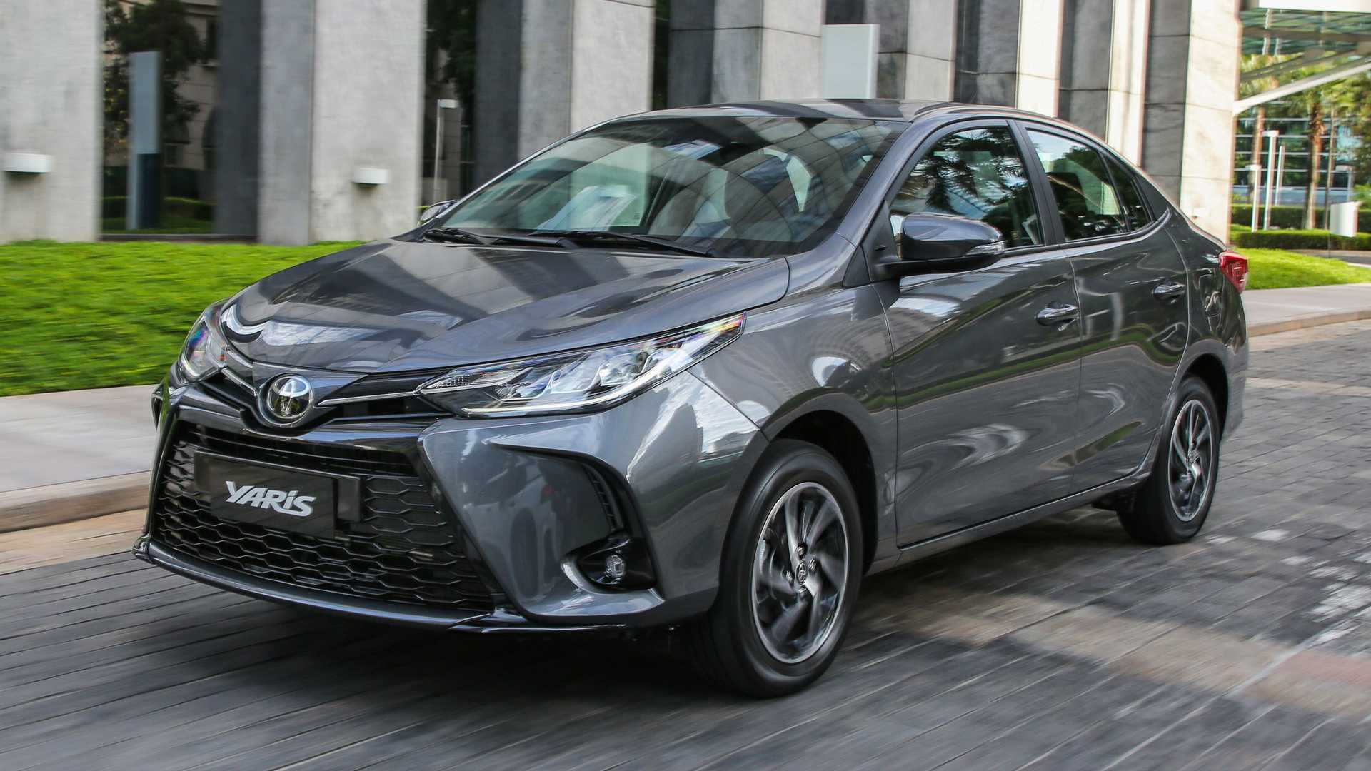 Toyota Yaris Sedan preço