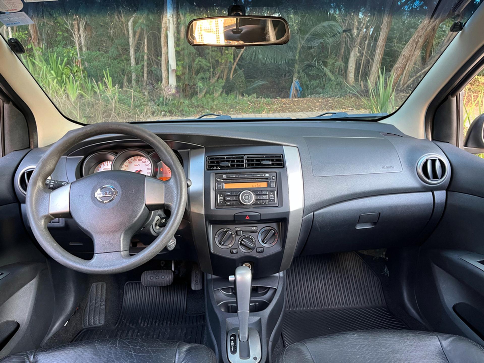nissan livina