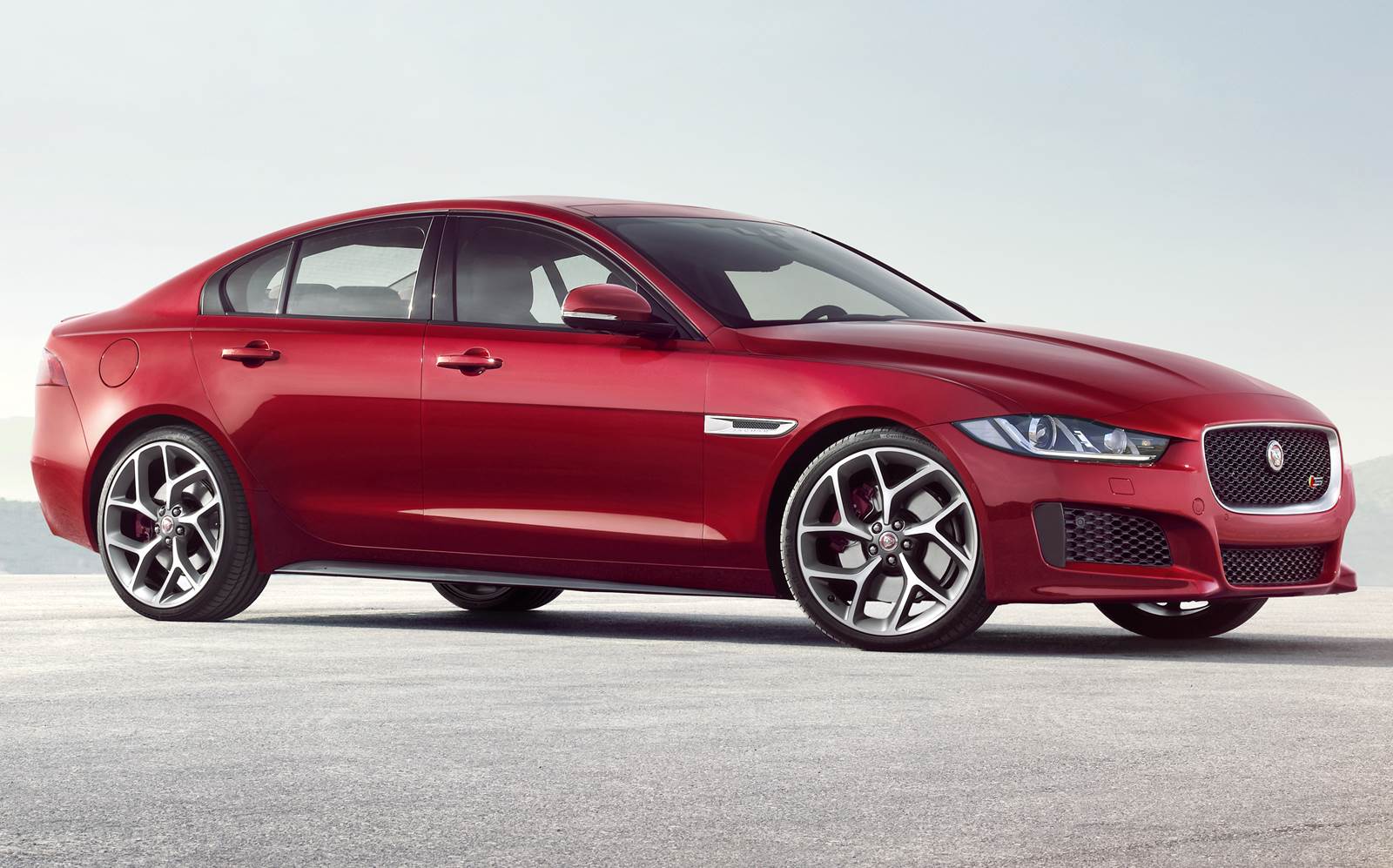 quanto custa um jaguar xe