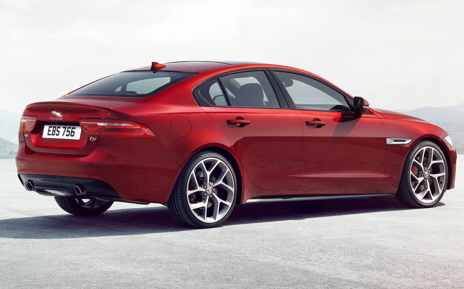 quanto custa um jaguar xe