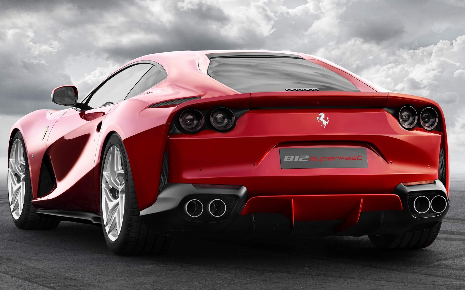 quanto custa uma ferrari 812 GTS / 812 Superfast