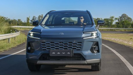 Toyota RAV4 2026: nova geração começa a ser vendida no Brasil com preço a partir de R$ 317.190